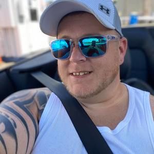 Meet your Posher, Thomas